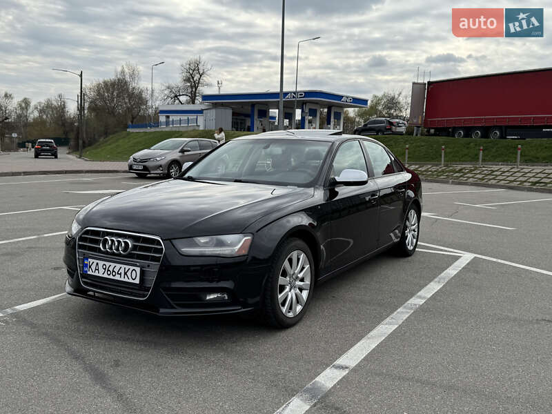 Седан Audi A4 2013 в Киеве