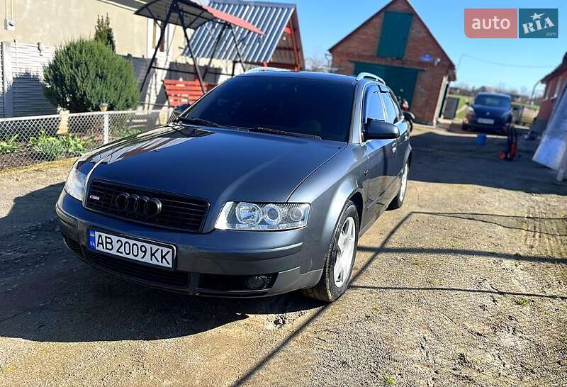 Универсал Audi A4 2002 в 