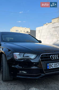 Седан Audi A4 2013 в 