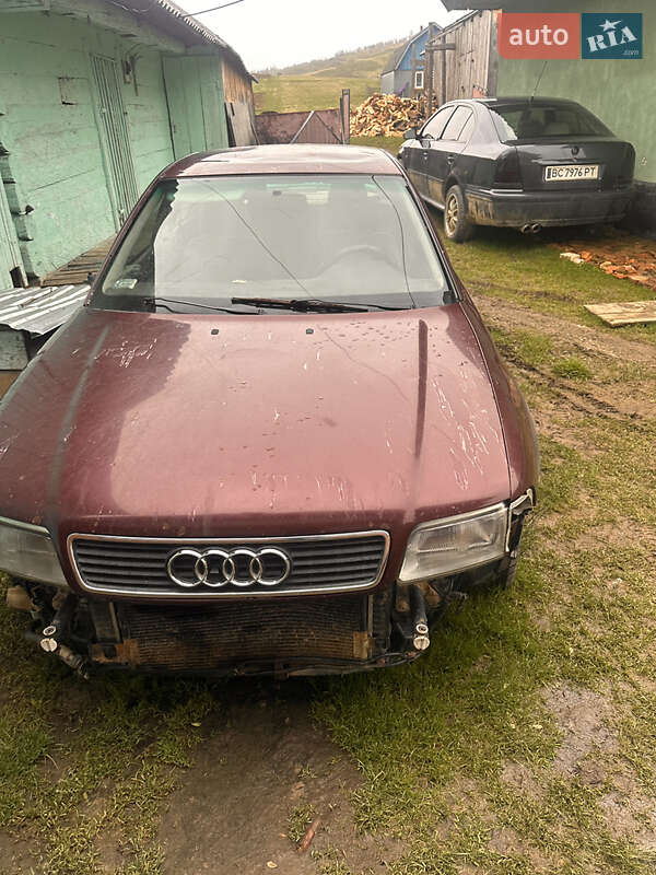 Седан Audi A4 1998 в 