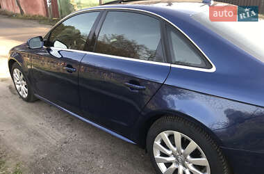Седан Audi A4 2015 в 