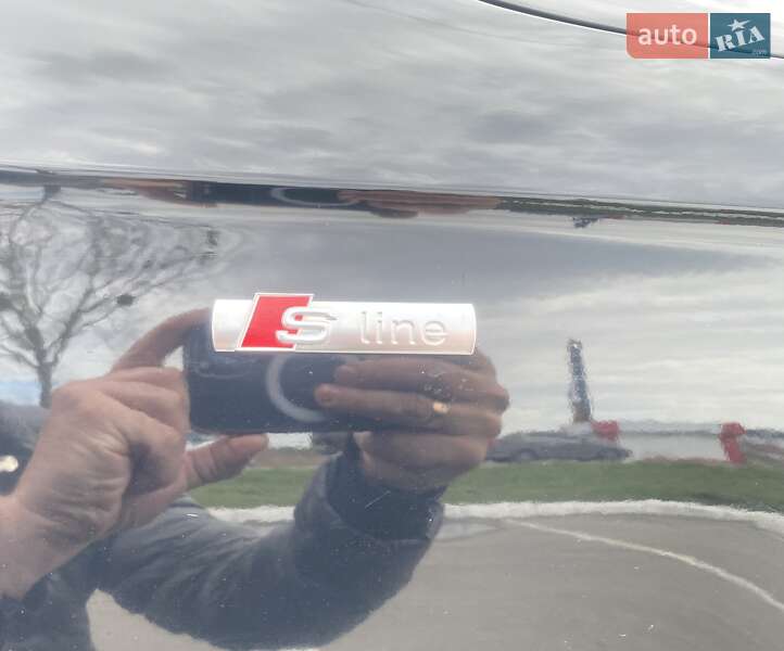 Седан Audi A4 2012 в Луцке