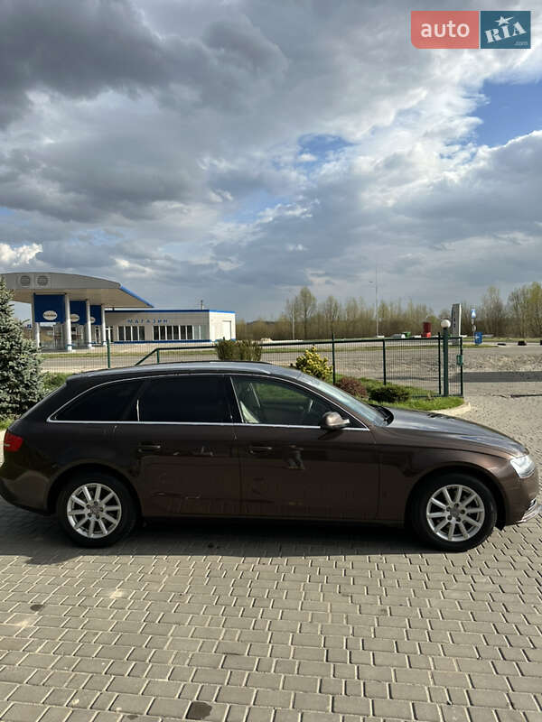 Универсал Audi A4 2012 в Луцке