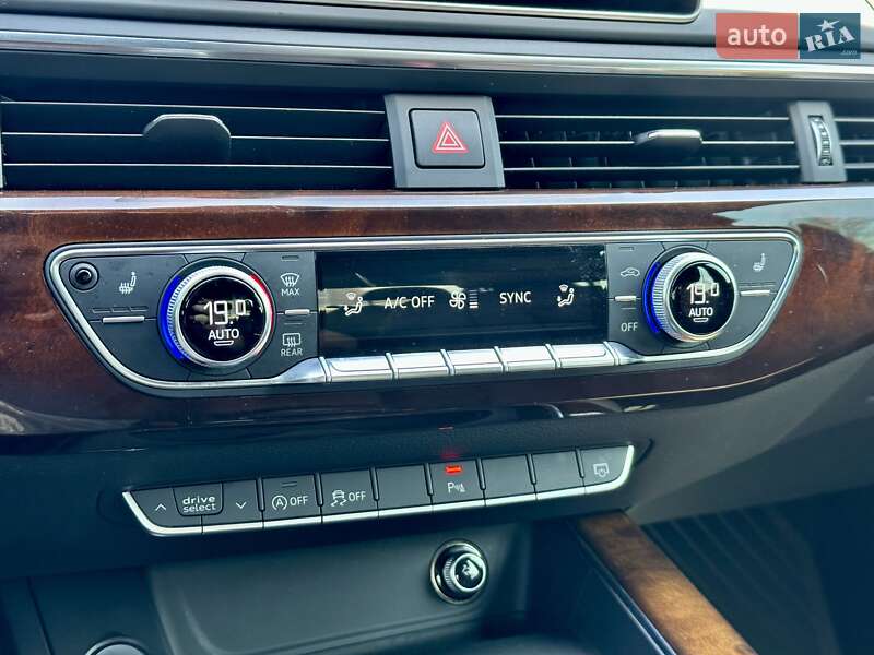 Седан Audi A4 2016 в Харькове