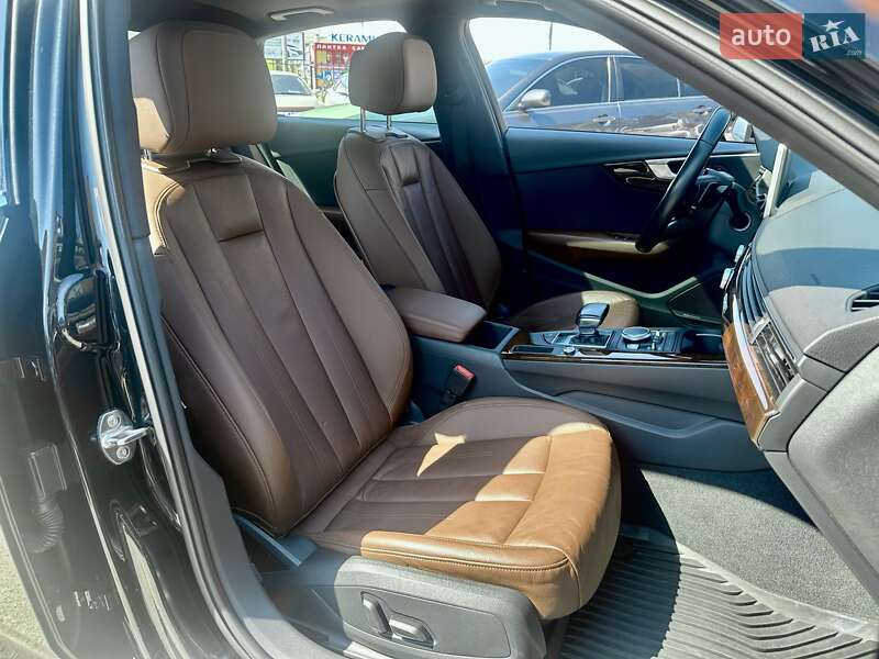 Седан Audi A4 2016 в Харькове