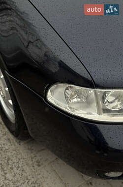 Седан Audi A4 2000 в 