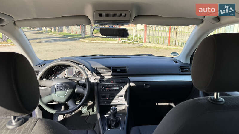 Седан Audi A4 2006 в Бучаче