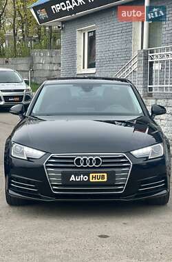Седан Audi A4 2016 в 
