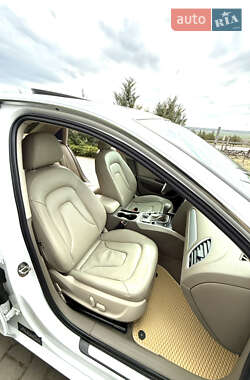 Седан Audi A4 2009 в 