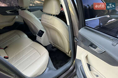 Седан Audi A4 2016 в 