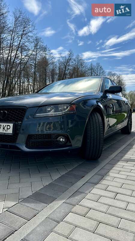 Седан Audi A4 2010 в Киеве