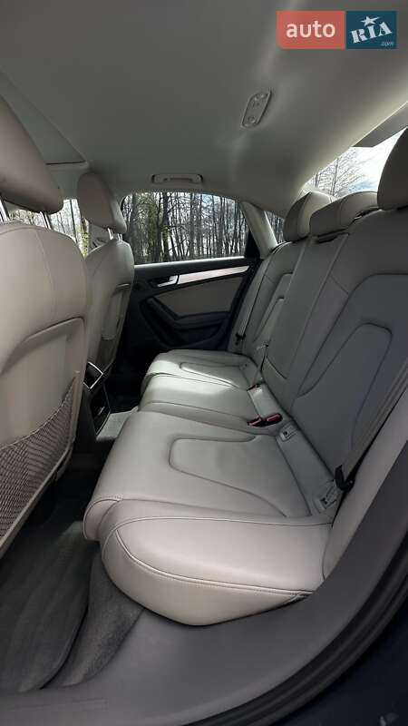 Седан Audi A4 2010 в Киеве