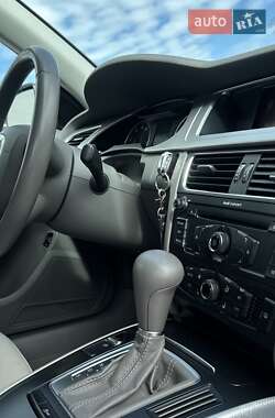 Седан Audi A4 2010 в 