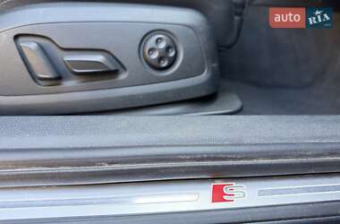 Седан Audi A4 2018 в 