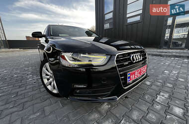 Седан Audi A4 2013 в 