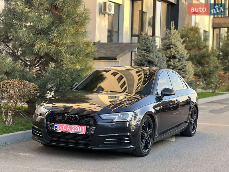 Седан Audi A4 2017 в 