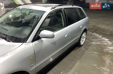 Універсал Audi A4 1997 в 