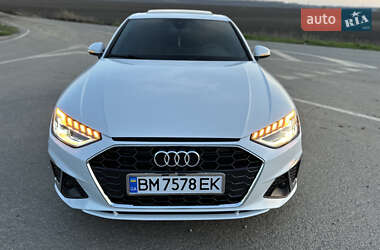 Седан Audi A4 2022 в Ромнах