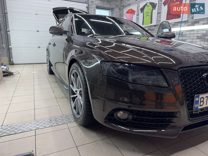 Универсал Audi A4 2010 в Одессе