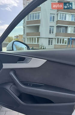 Универсал Audi A4 2016 в 
