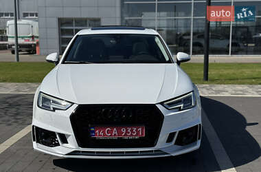Седан Audi A4 2018 в 