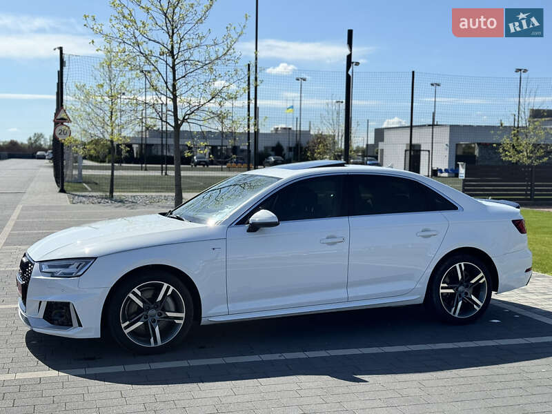 Седан Audi A4 2018 в Ужгороде