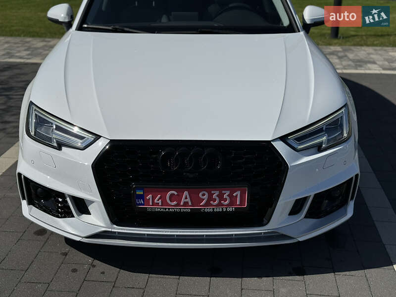 Седан Audi A4 2018 в Ужгороде