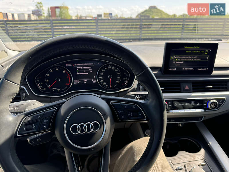Седан Audi A4 2018 в Ужгороде