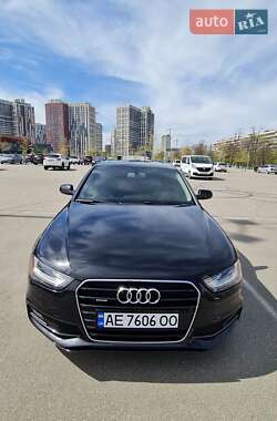 Седан Audi A4 2014 в 