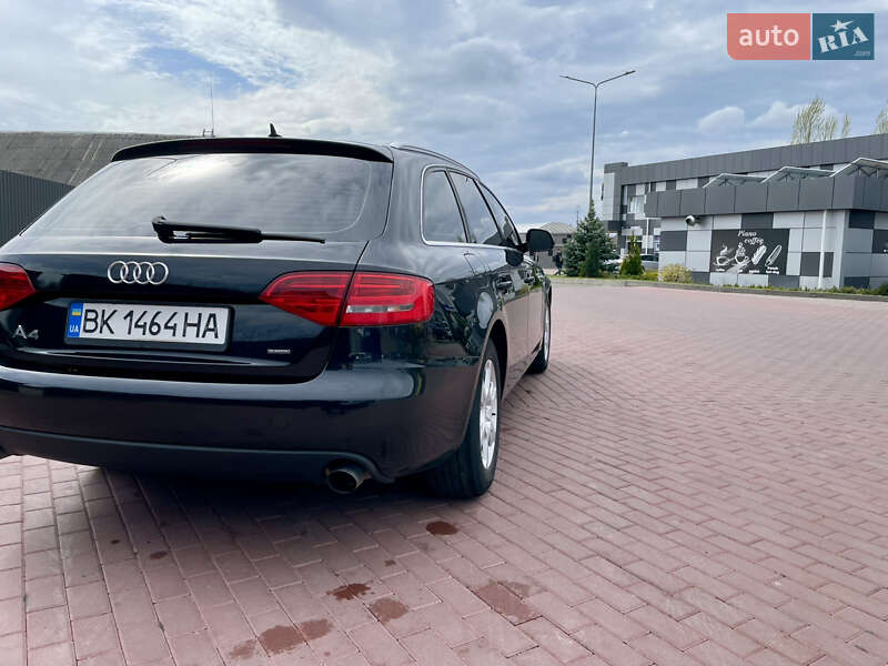 Универсал Audi A4 2009 в Сарнах