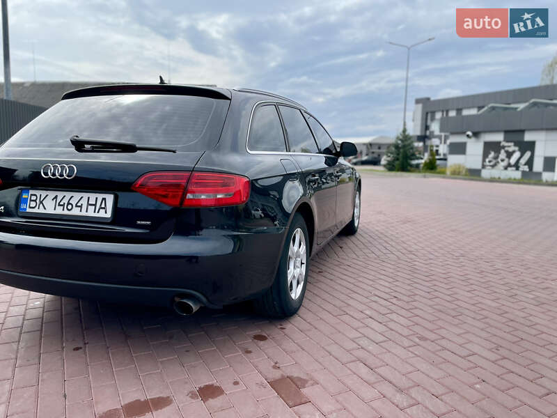 Универсал Audi A4 2009 в Сарнах