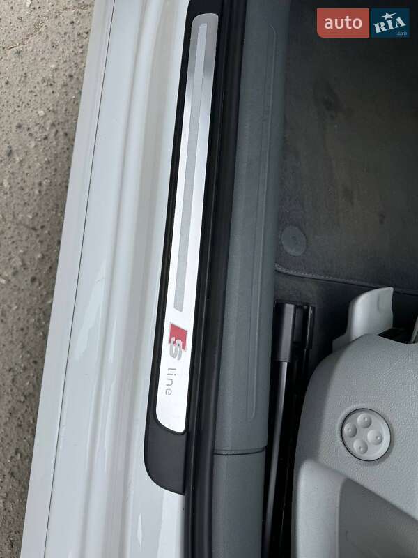 Универсал Audi A4 2015 в Одессе