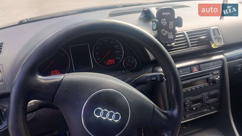 Универсал Audi A4 2002 в Василькове