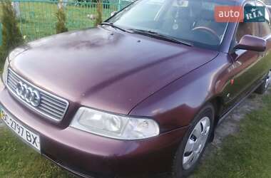 Седан Audi A4 1995 в 