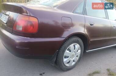 Седан Audi A4 1995 в 