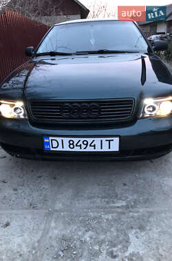Седан Audi A4 1996 в 
