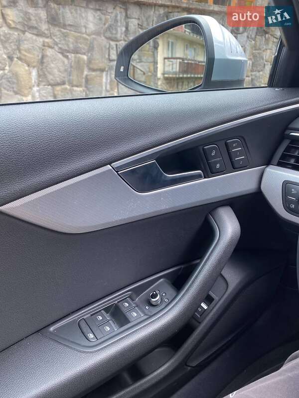 Седан Audi A4 2016 в Львове фото 17 Седан Audi A4 2016 в Львове