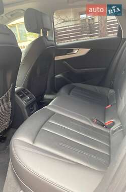 Седан Audi A4 2016 в 