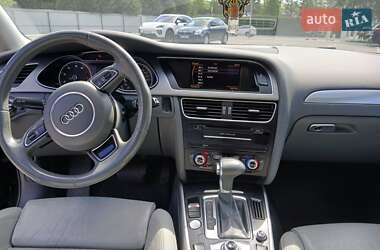 Седан Audi A4 2012 в 