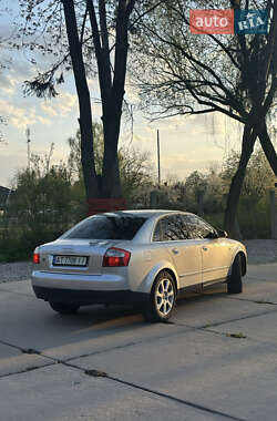 Седан Audi A4 2003 в 