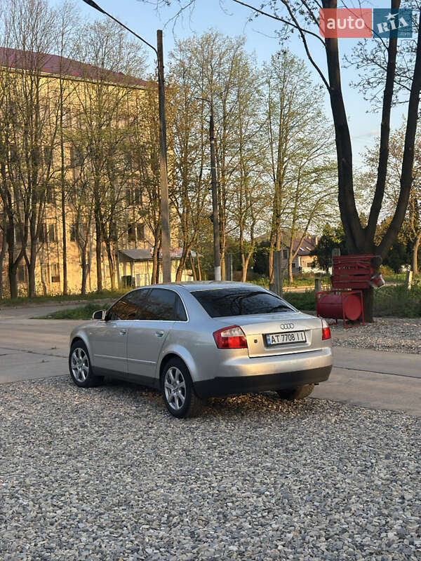 Седан Audi A4 2003 в Коломые