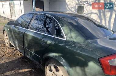 Седан Audi A4 2004 в 