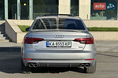 Седан Audi A4 2016 в 