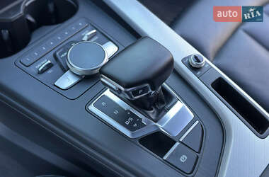 Седан Audi A4 2016 в 