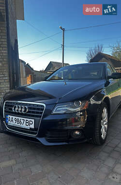 Седан Audi A4 2010 в 