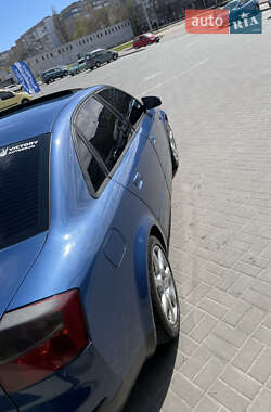 Седан Audi A4 2002 в 