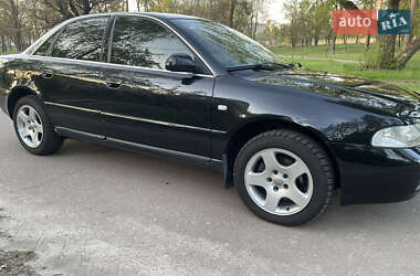 Седан Audi A4 1999 в 