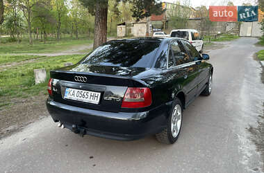 Седан Audi A4 1999 в 