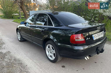 Седан Audi A4 1999 в 