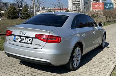 Седан Audi A4 2014 в 